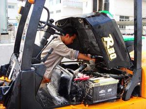 新二手叉車維修