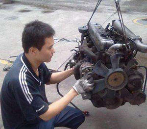 新二手叉車維修